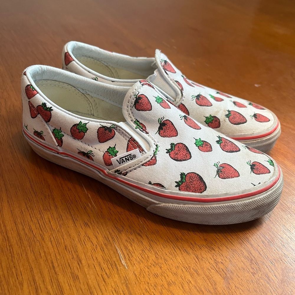 Strawberry VANS